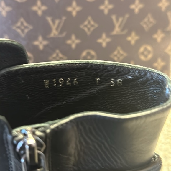 Tom Ford Black Boots EU 38 - Picture 7 of 16